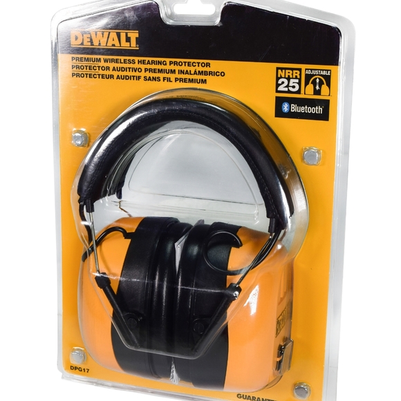 New, Never Used: Dewalt DPG17 Wireless Bluetooth Hearing Protectors - Picture 3 of 8